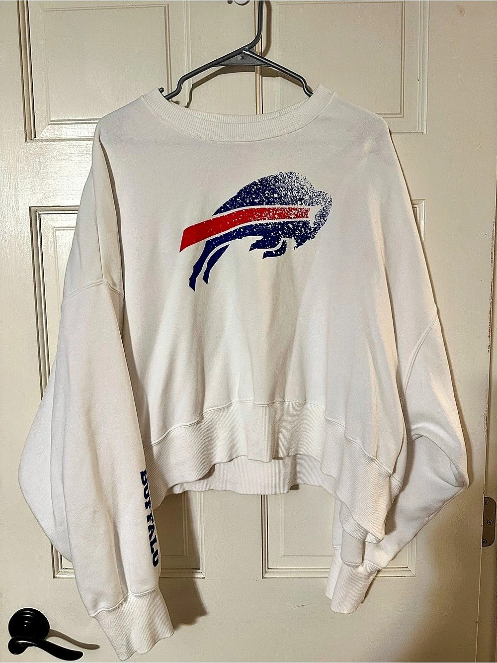 Nike Buffalo Bills Oversized Cropped Crew Sweatshirt White & Blue Large